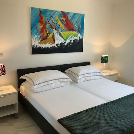 Apartments Victoria Privlaka 프리블라카 외부 사진