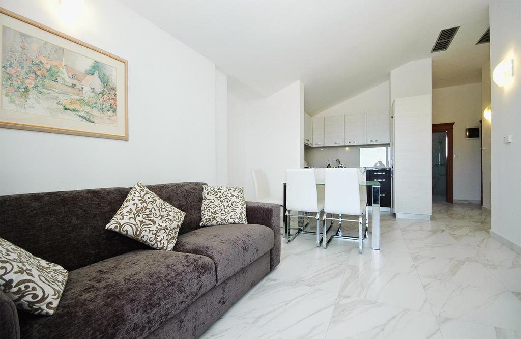 Apartments Victoria Privlaka 프리블라카 객실 사진