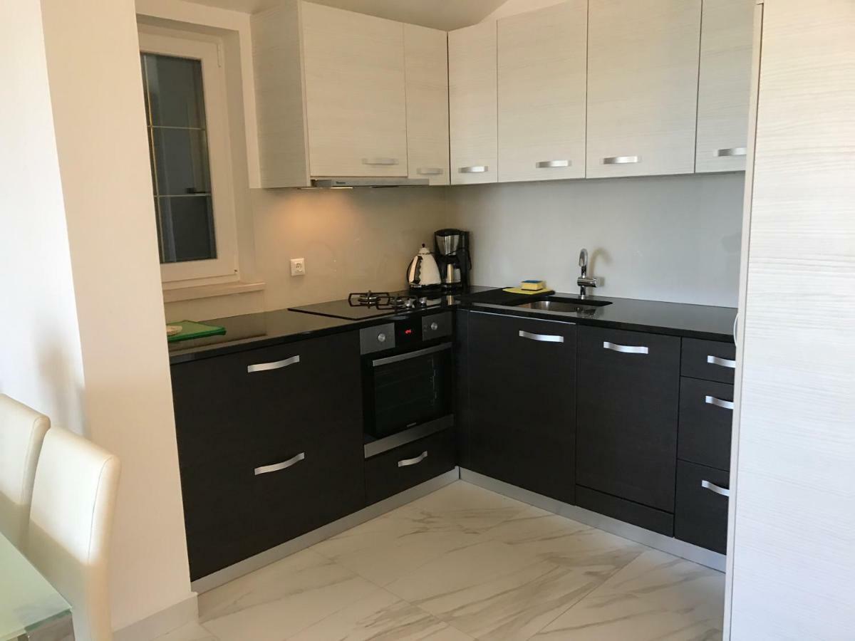 Apartments Victoria Privlaka 프리블라카 외부 사진